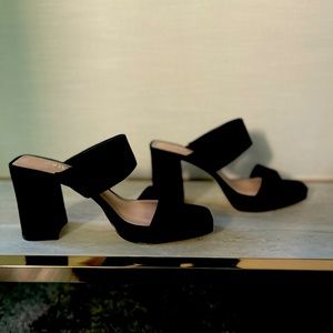 7 1/2 black chunky heels from Zara.